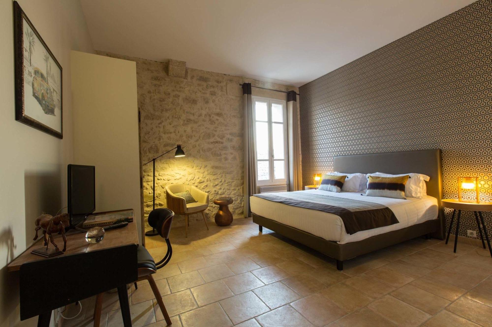 La Cour Des Sens Hotel Lagnes Room photo